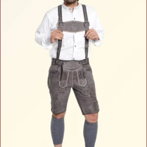 Traditional Short Lederhosen in Classic Black